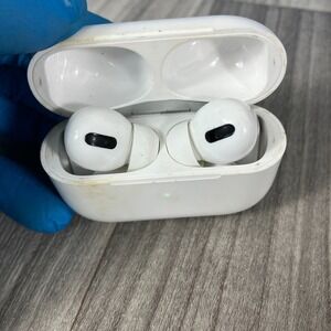 Apple AirPods Pro 1st Gen A2190 with Wireless Charging Case TESTED
